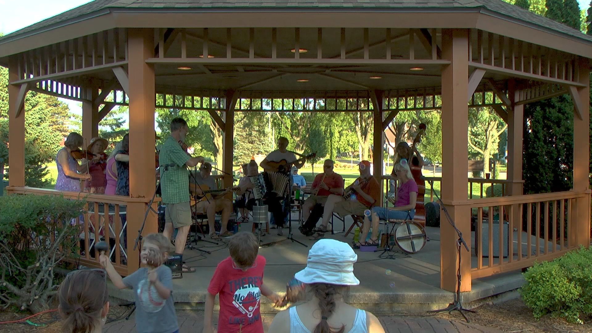 Sundaes on Thursdays Moldy Jam Band 7-5-18